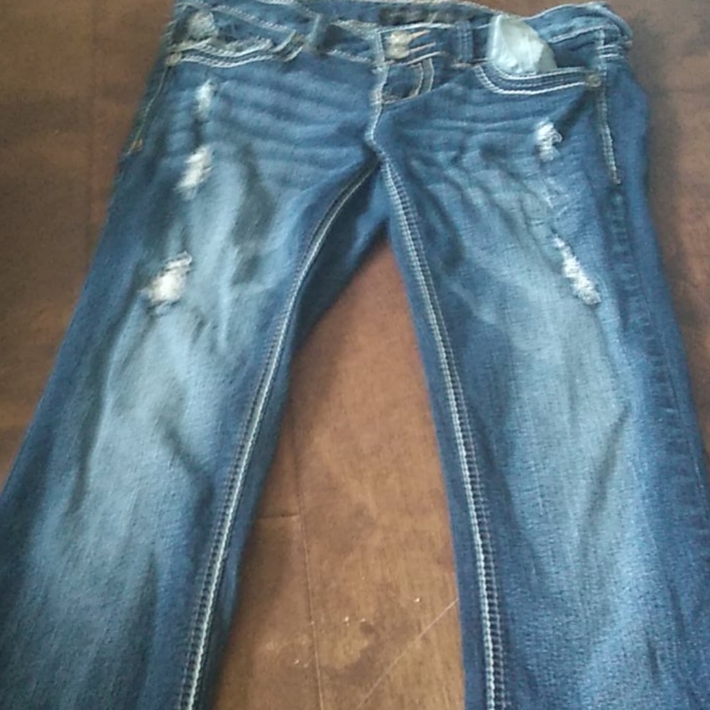Boot cut jeans